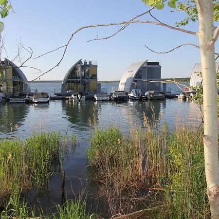 Apartmán Schwimmende Sundowner Elsterheide
